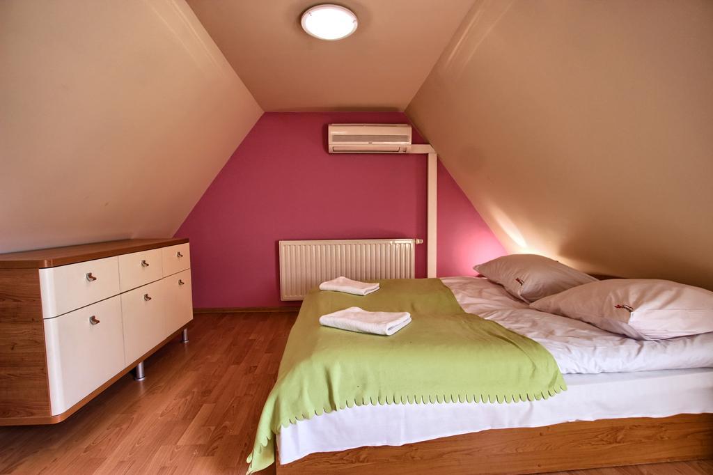 Zakosunflower Apartmán *