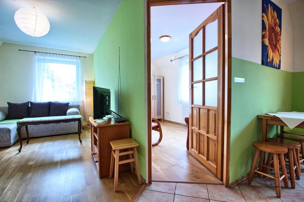 Zakosunflower Apartment