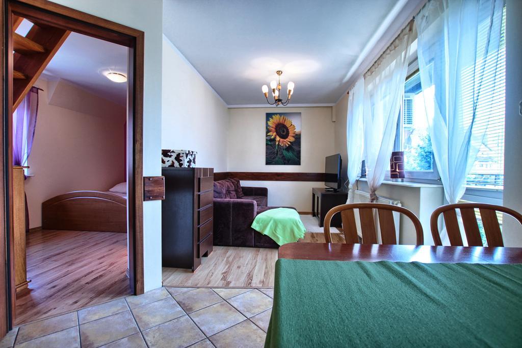 Zakosunflower Apartment